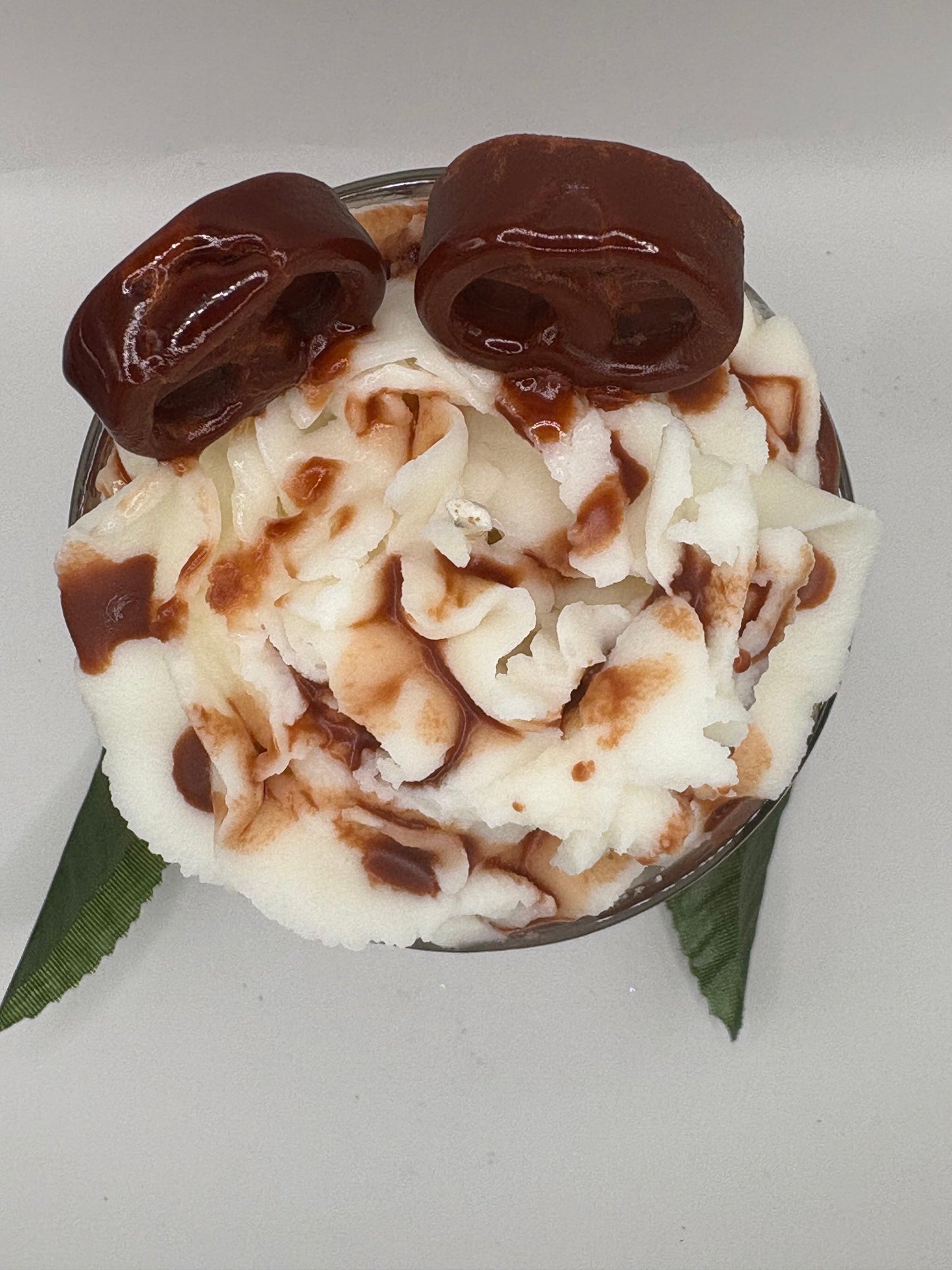 FUDGY DELIGHT CANDLE.