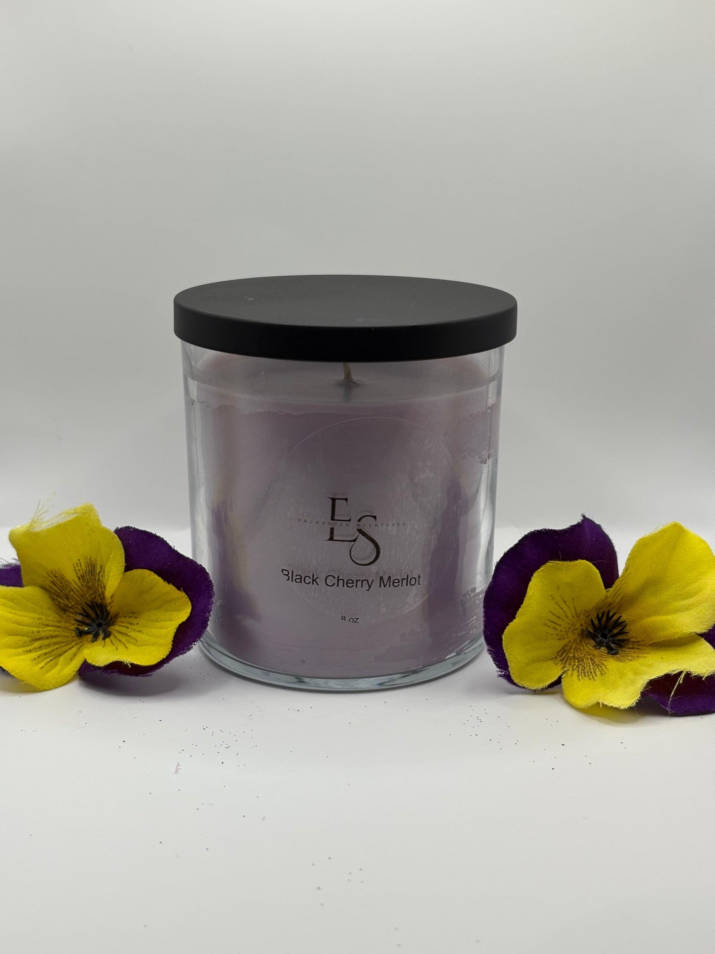 MIDNIGHT BERRY CANDLE.