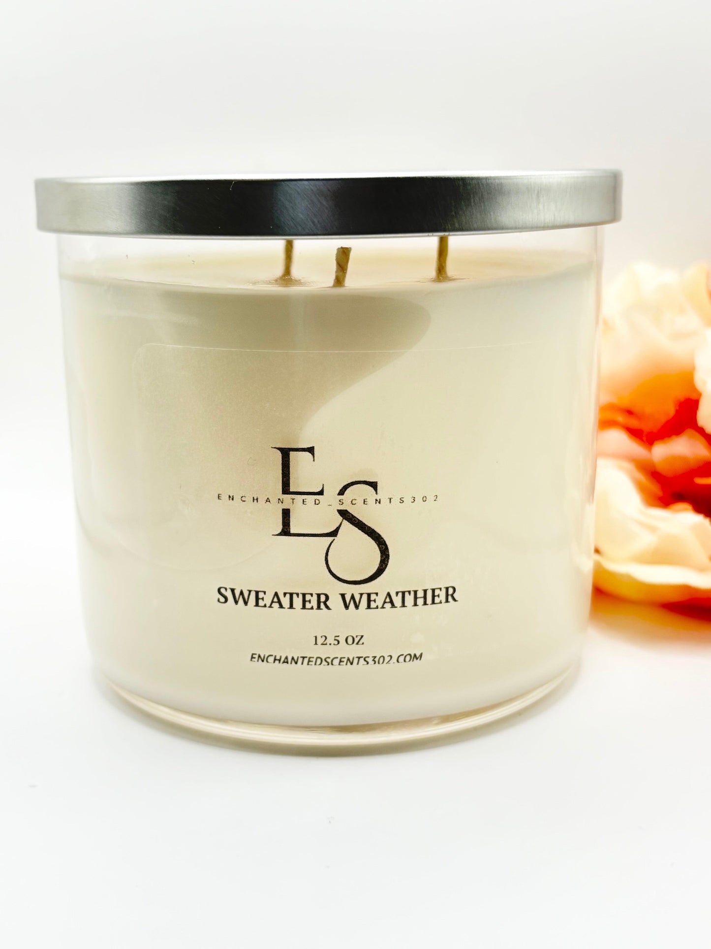 SWEATER WEATHER CANDLE.