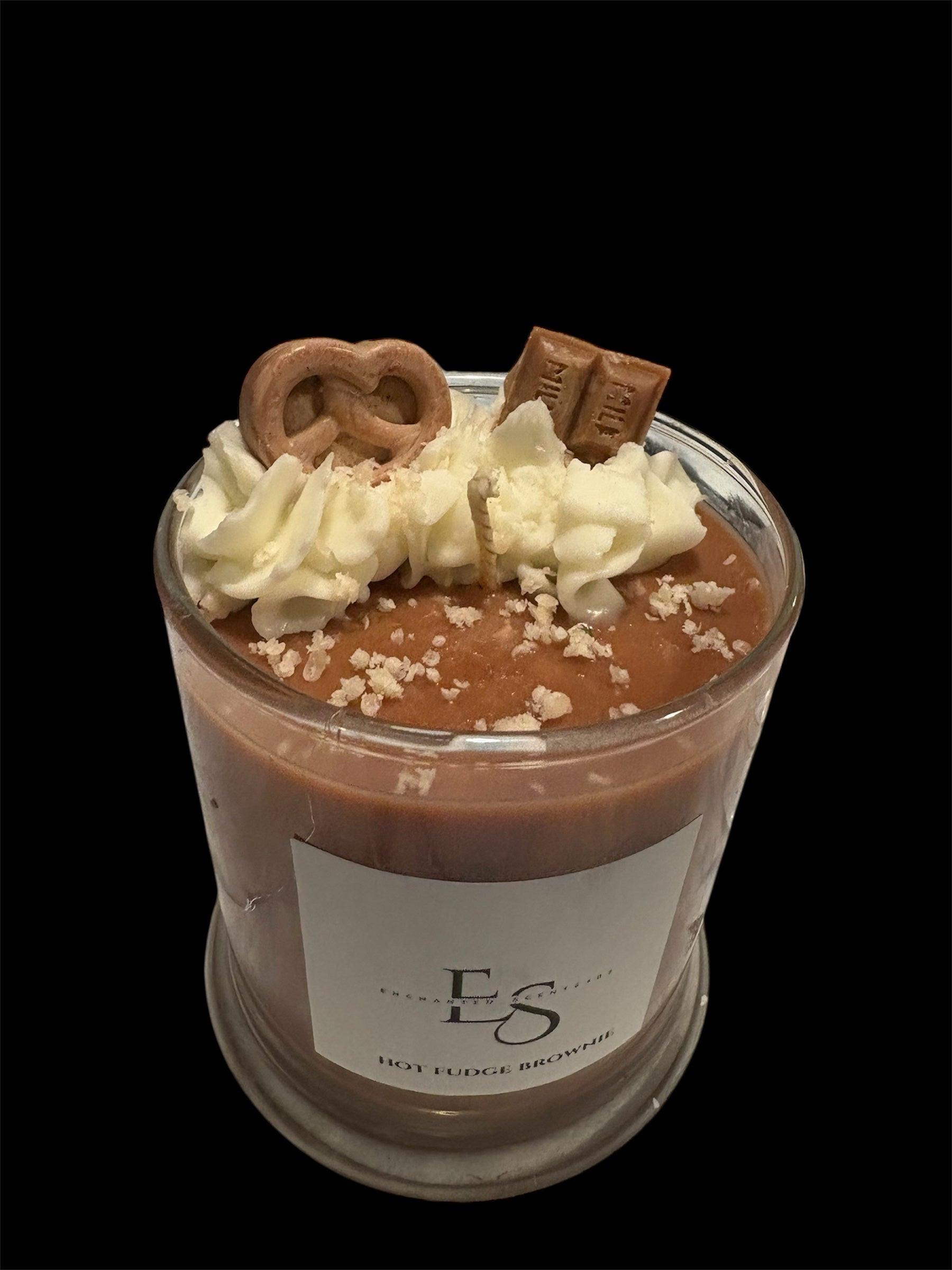 FUDGY DELIGHT CANDLE.